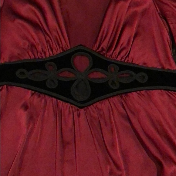 ingwa melero silk Maroon blouse black design s - Picture 2 of 3